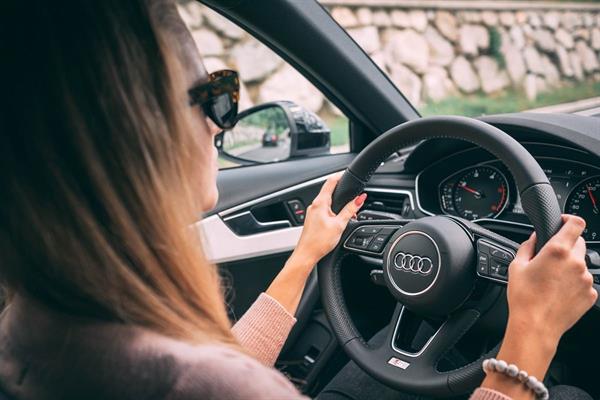 Conheça os 8 carros mais procurados pelas mulheres no mercado automotivo Conheça os 8 carros mais procurados pelas mulheres no mercado automotivo