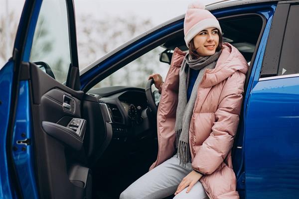 Cuidados Essenciais com o Carro no Período de Inverno: Dicas para Manter a Segurança e o Desempenho Cuidados Essenciais com o Carro no Período de Inverno: Dicas para Manter a Segurança e o Desempenho