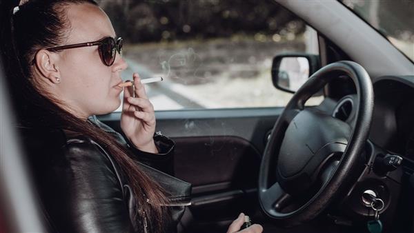 Cheiro de cigarro desvaloriza o carro?